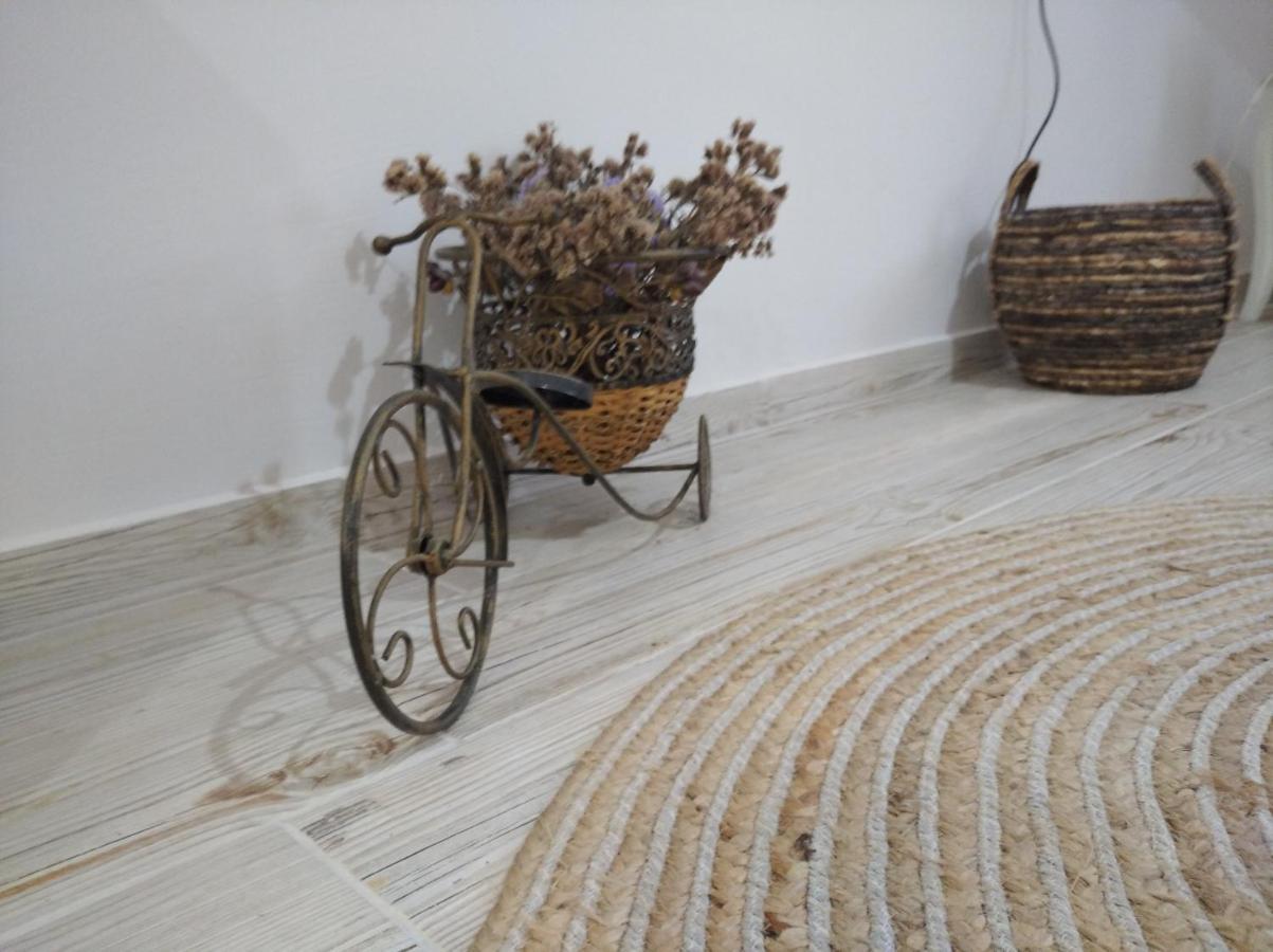 Roussopoulio Paliokaliva Home מראה חיצוני תמונה