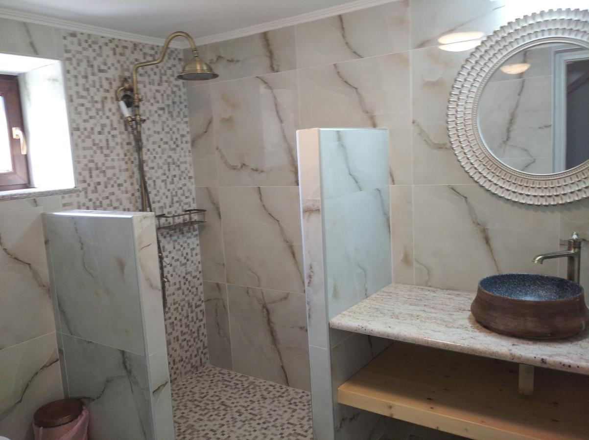Roussopoulio Paliokaliva Home מראה חיצוני תמונה