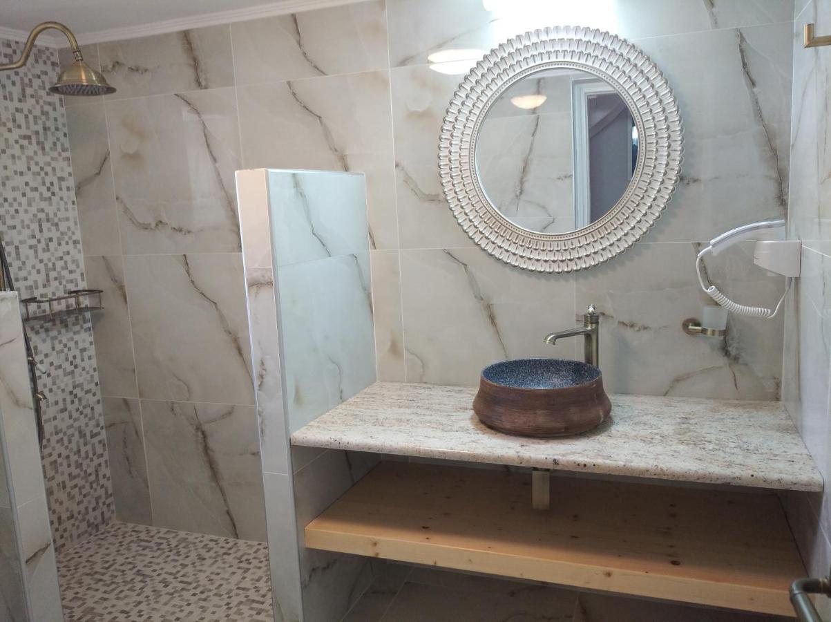 Roussopoulio Paliokaliva Home מראה חיצוני תמונה